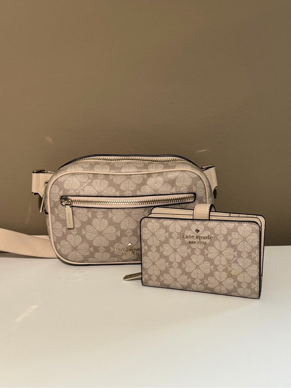 kate spade Beige Floral Coated Canvas Crossbody Bag with Matching Wallet